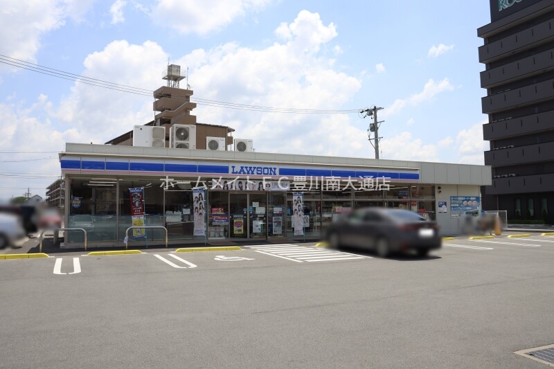 コンビニ　ローソン新城的場店（コンビニ）まで528m