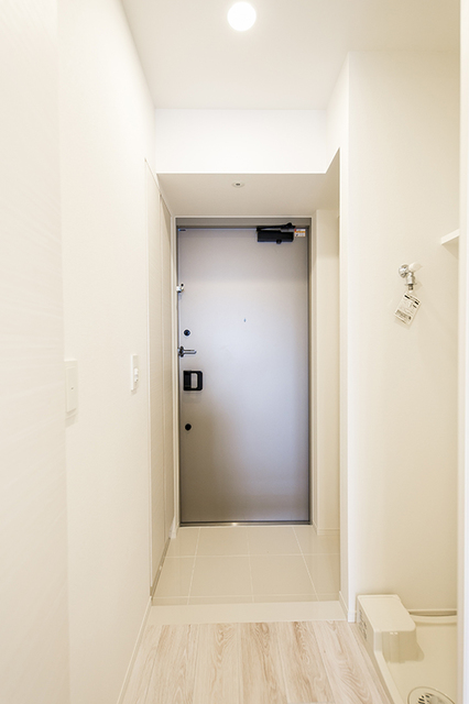 玄関　※写真は同タイプ住戸です。