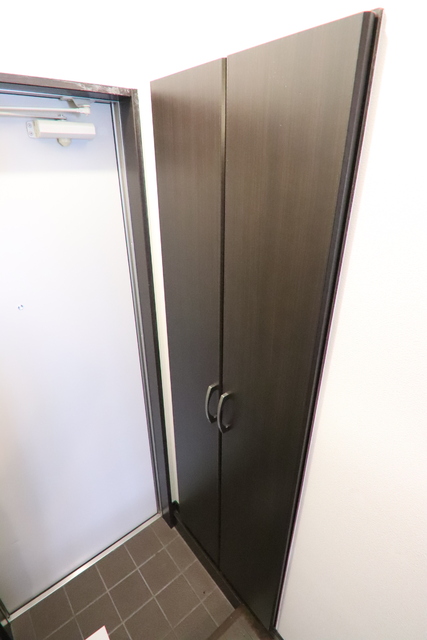 玄関　大容量のシューズクローゼットは嬉しいですね。