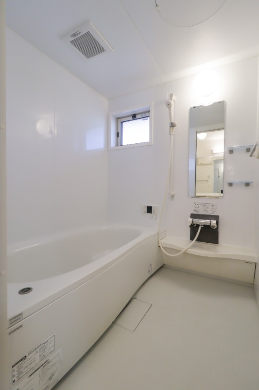 バス・シャワールーム　図面と現状が相違がある場合には現状を優先