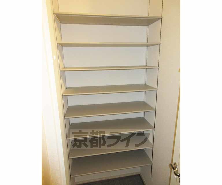 収納　大容量のシューズボックス・