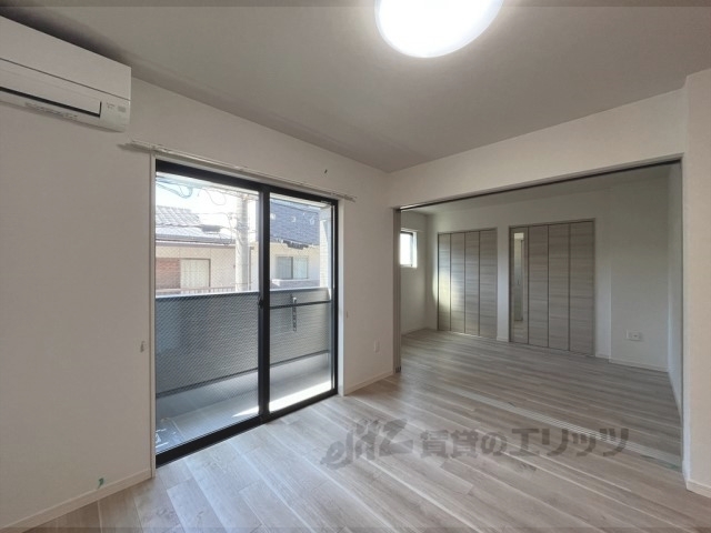 居室・リビング　リビング