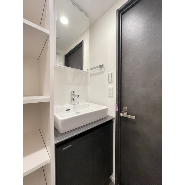 洗面設備　※別室同タイプの写真です※