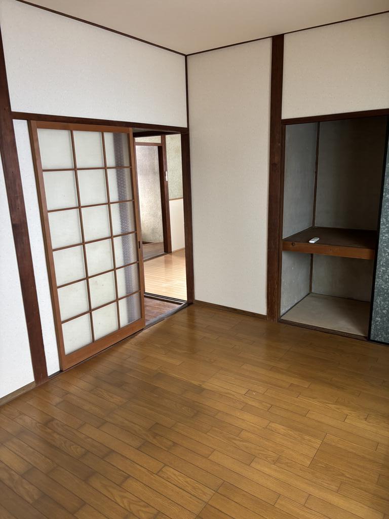 土屋貸家の居間写真