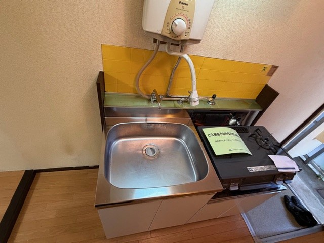 キッチン　2口コンロ付きキッチン