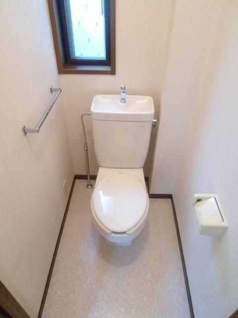 トイレ　トイレ