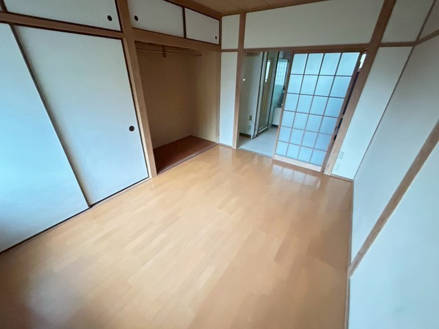 居室・リビング　別号室の写真です。