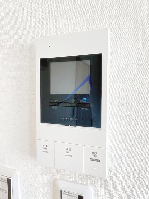 セキュリティ　モニター付きインターホンです。