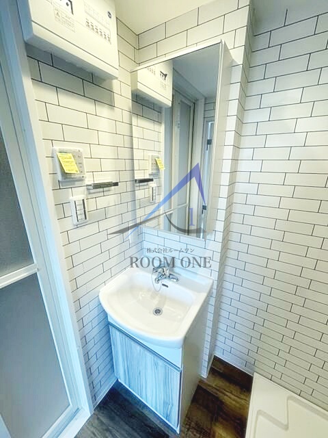 洗面設備　洗面台です。