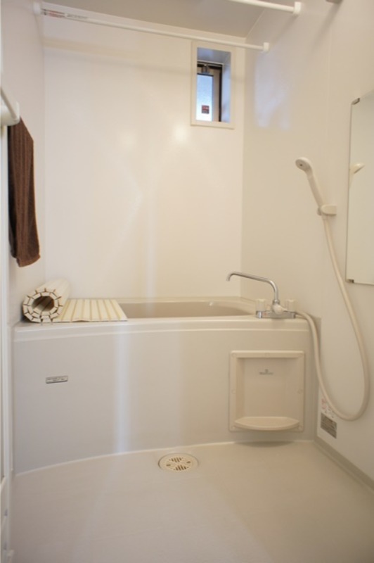 バス・シャワールーム　図面と現状に相違がある場合には現状を優先