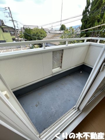 バルコニー　反転タイプのお部屋です（現況を優先します）