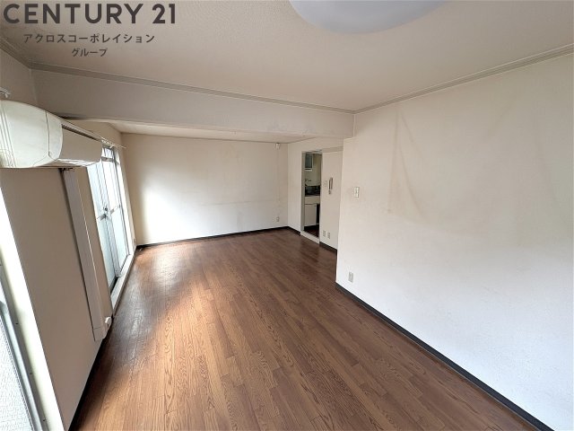 居室・リビング　１２帖の広いお部屋です！