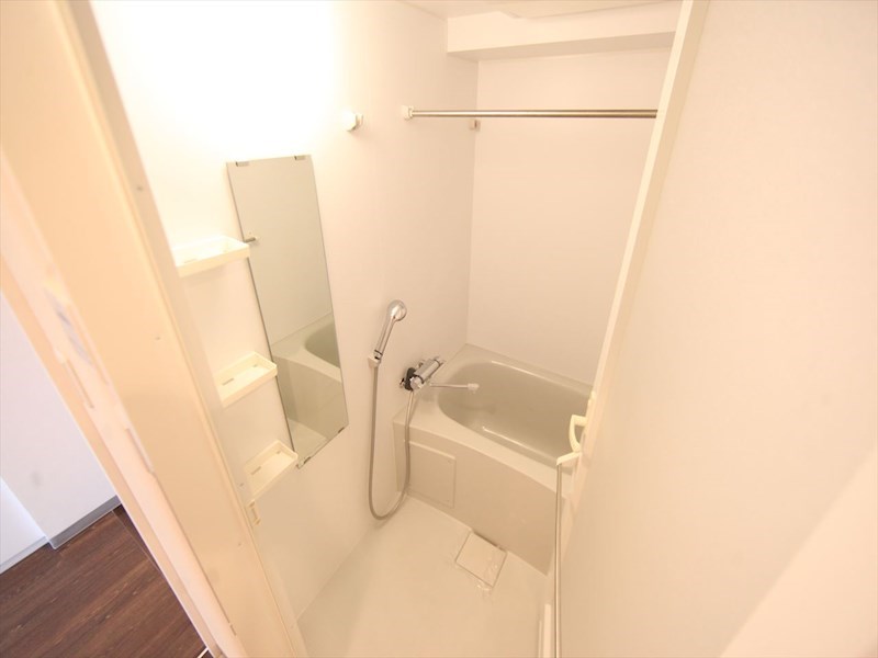 バス・シャワールーム　バスルーム　浴室暖房乾燥機付き