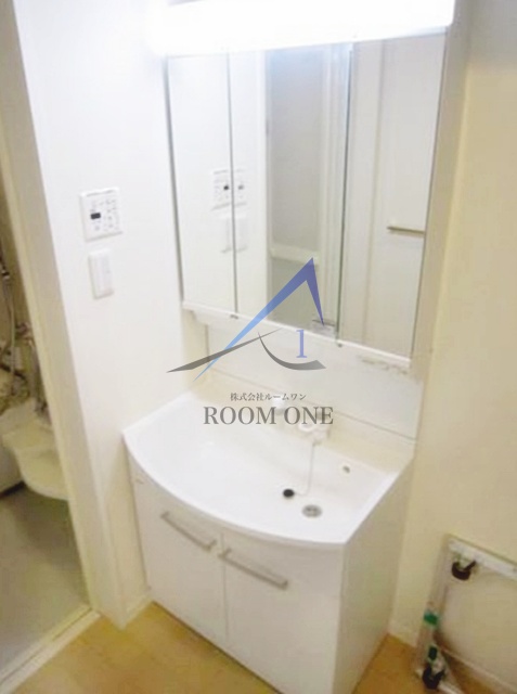 洗面設備　洗面台です。