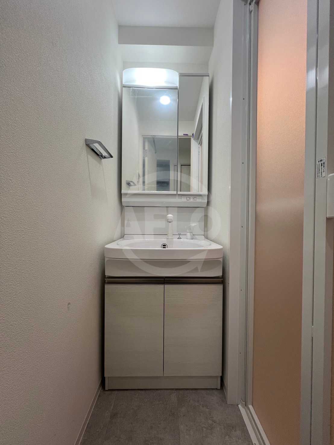 洗面設備　ArtizA南堀江　独立洗面台