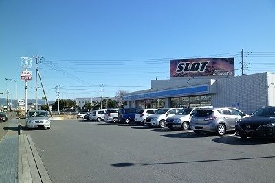 コンビニ　ローソン沼津西沢田店（コンビニ）まで750m