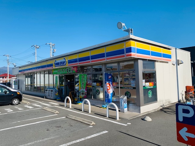 コンビニ　ミニストップ（コンビニ）まで480m