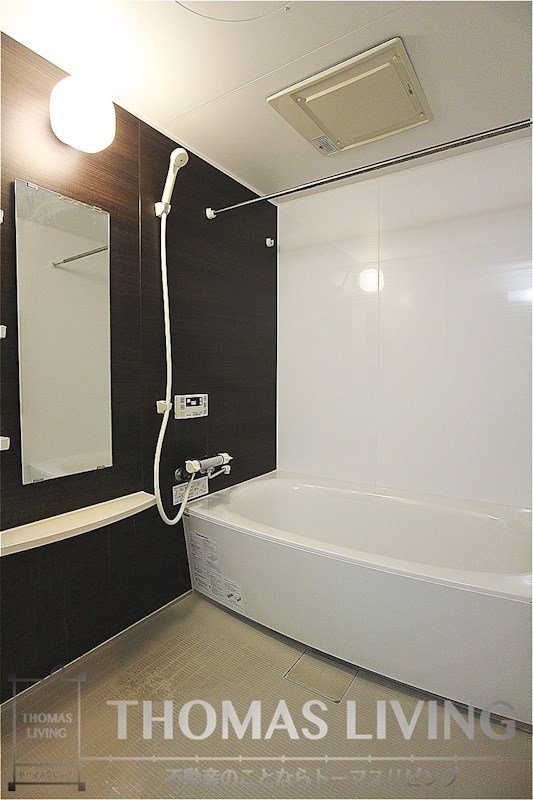 バス・シャワールーム　浴室乾燥が出来ます。