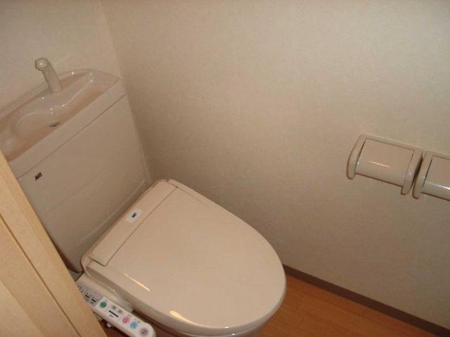 トイレ　シャワー付トイレ