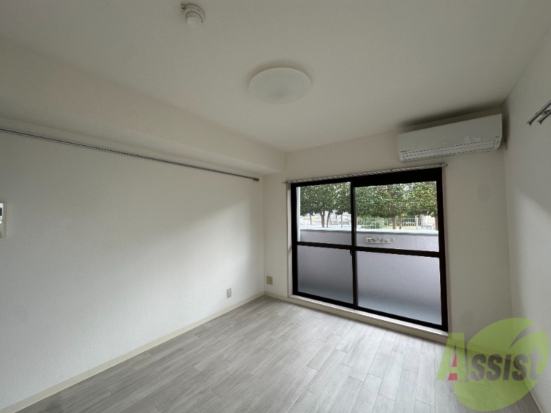 その他部屋・スペース　別の角度から洋室を撮影しました。いかがでしょうか？