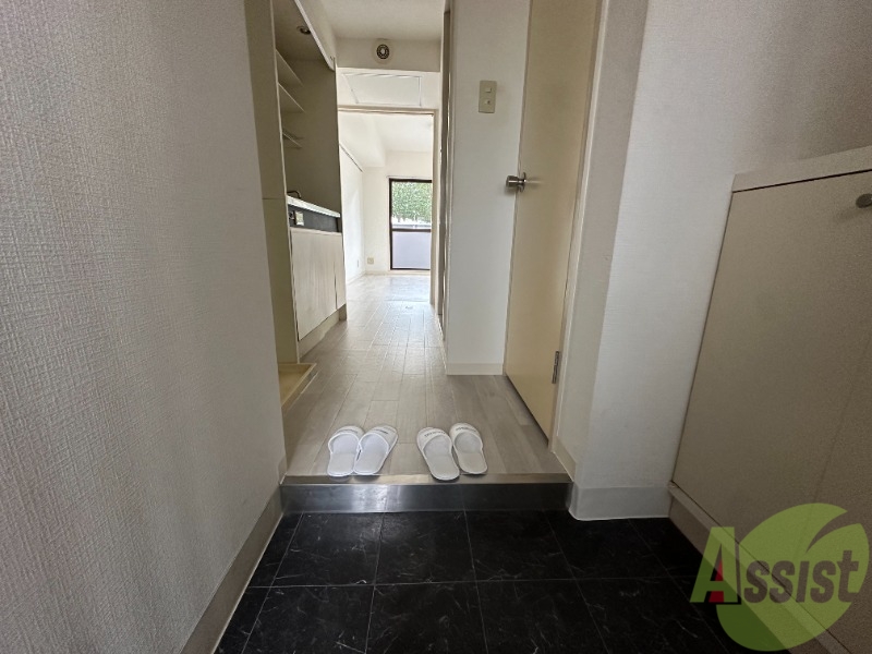 玄関　玄関を撮影しました。明るい印象を受けました