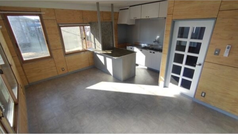 居室・リビング　図面と現状に相違がある場合には現状を優先