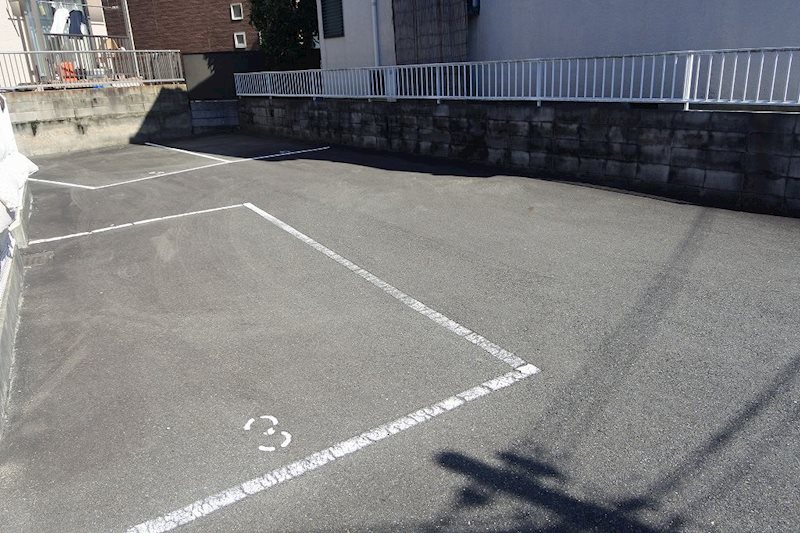 駐車場　駐車場