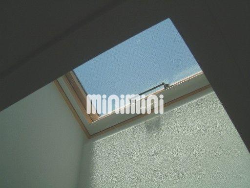 その他　２階納戸付開閉トップライト