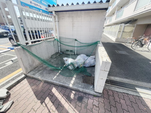 その他共有部分　～ゴミはゴミ箱へ～