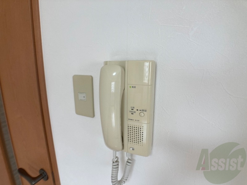 セキュリティ　インターホンは通話ができるので急な訪問があっても安心です。