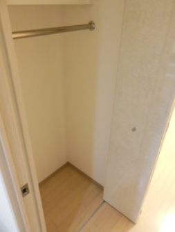 収納　ガラ・シティ横浜西口