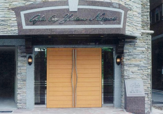 エントランス　ガラ・シティ横浜西口