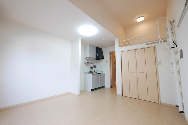 居室・リビング　ロフト付き