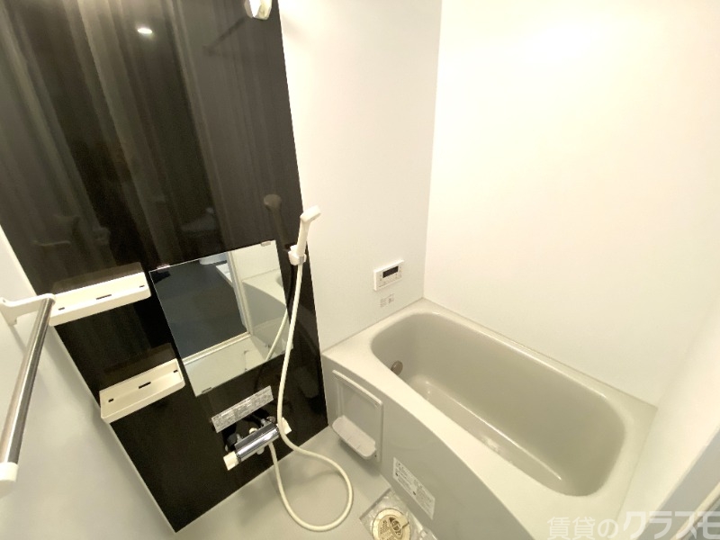 バス・シャワールーム　一日のお疲れをお取りください。