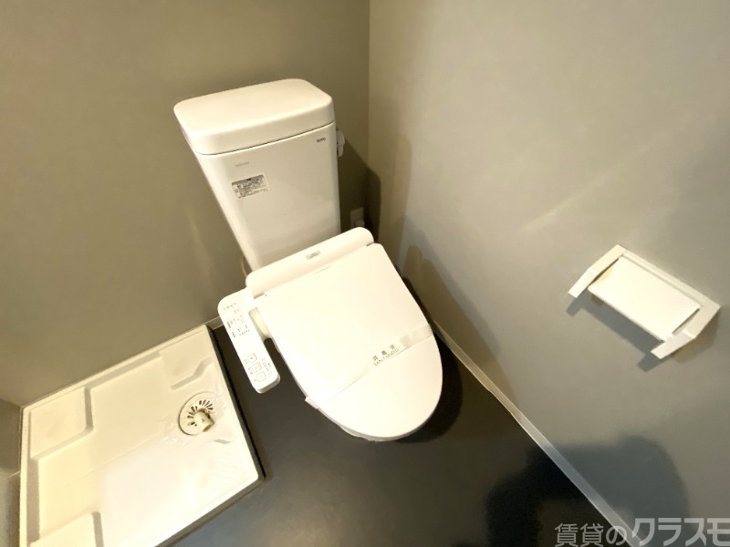 トイレ　冬場も安心の温水洗浄便座！