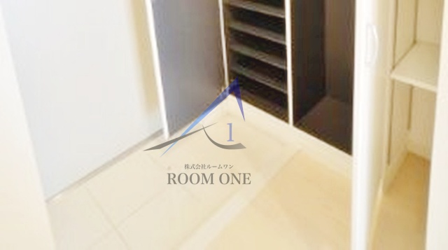 玄関　玄関です。