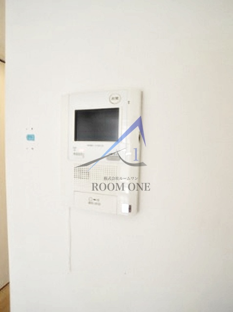 セキュリティ　モニター付きインターホンです。