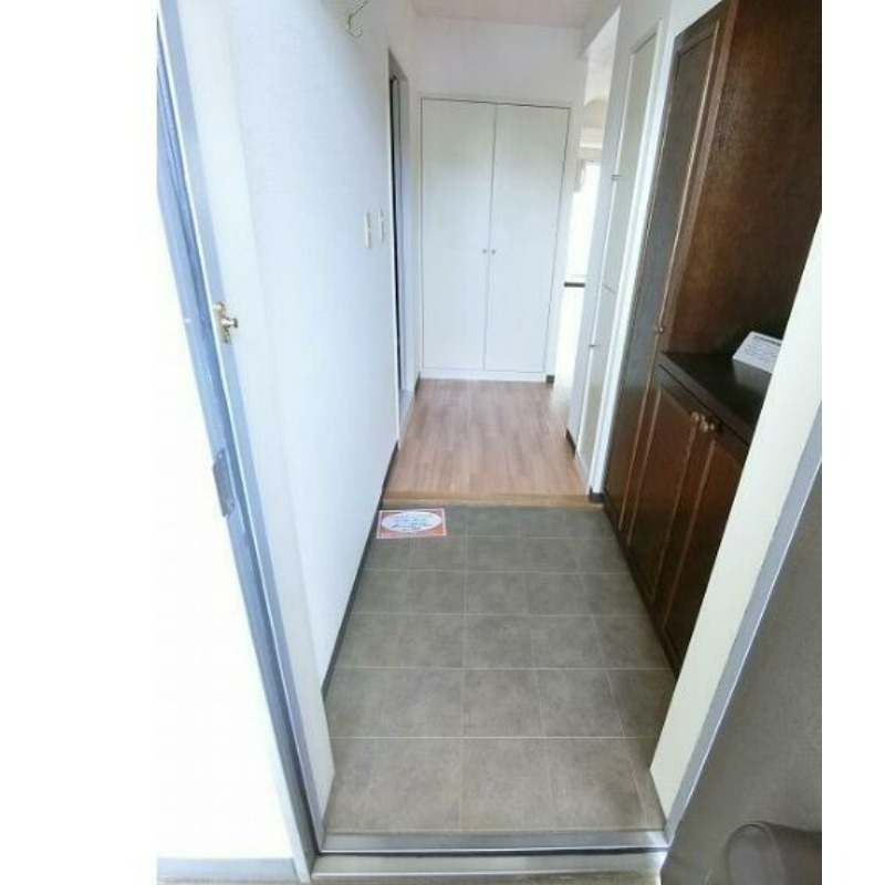 玄関　玄関から見たお部屋♪