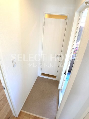 玄関　シンプルで使いやすい玄関です