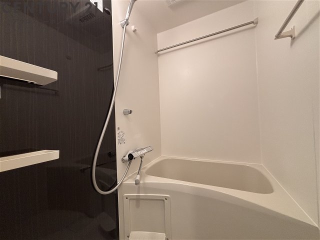 バス・シャワールーム　きれいなお風呂です