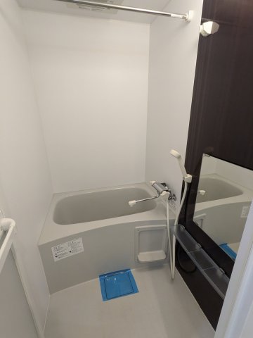 バス・シャワールーム　103号室