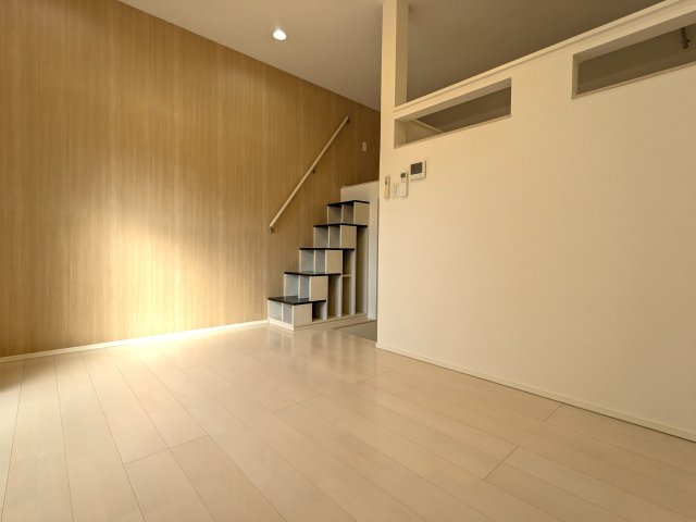 居室・リビング　103号室