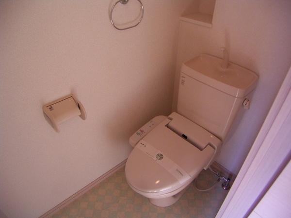 トイレ　ウォシュレット付♪