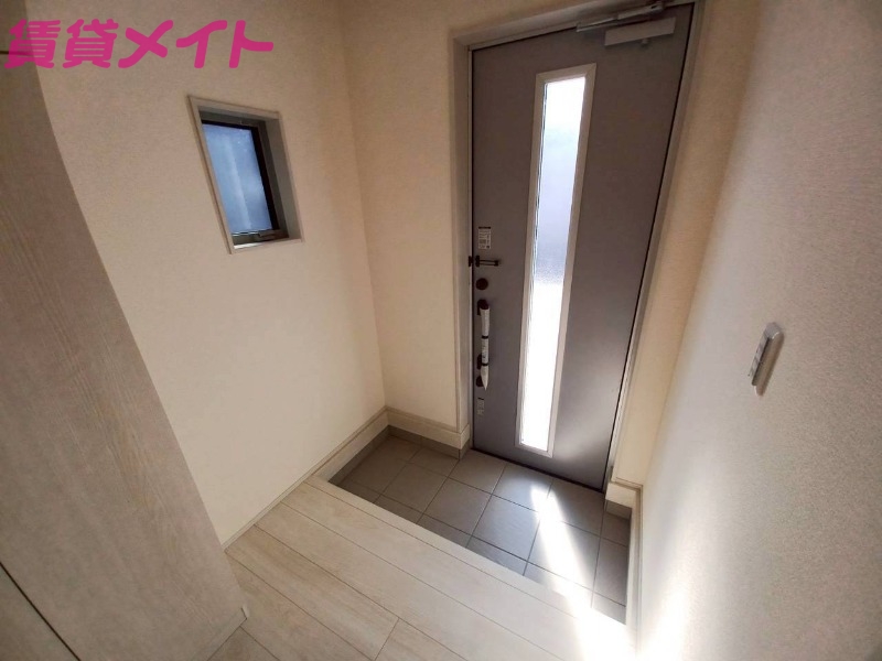 玄関　同型掲載