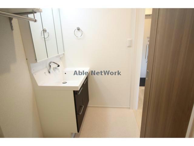 洗面設備　同型203