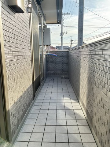 バルコニー　広々としたバルコニーです