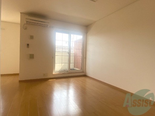 居室・リビング　１６帖のＬＤＫです。とても広々したお部屋です。