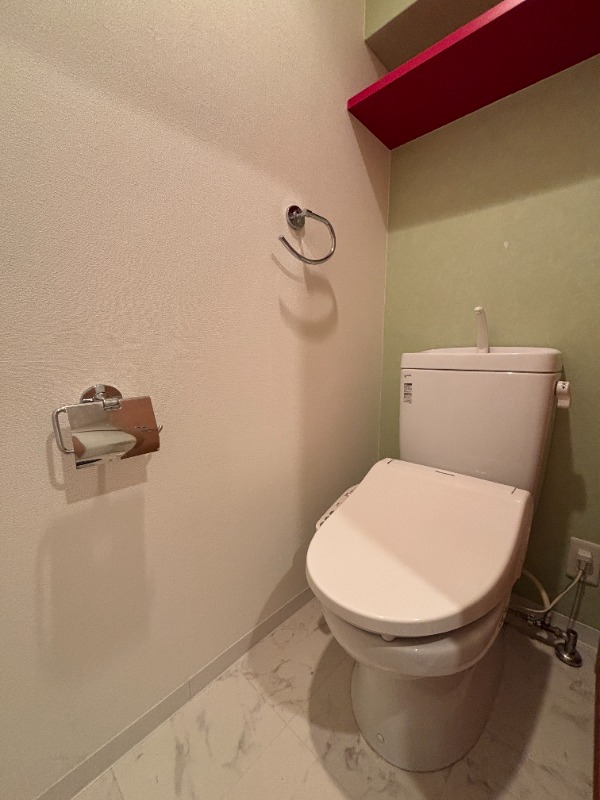 トイレ　別号室イメージ