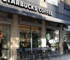 飲食店　スターバックスコーヒー白金高輪店（飲食店）まで396m