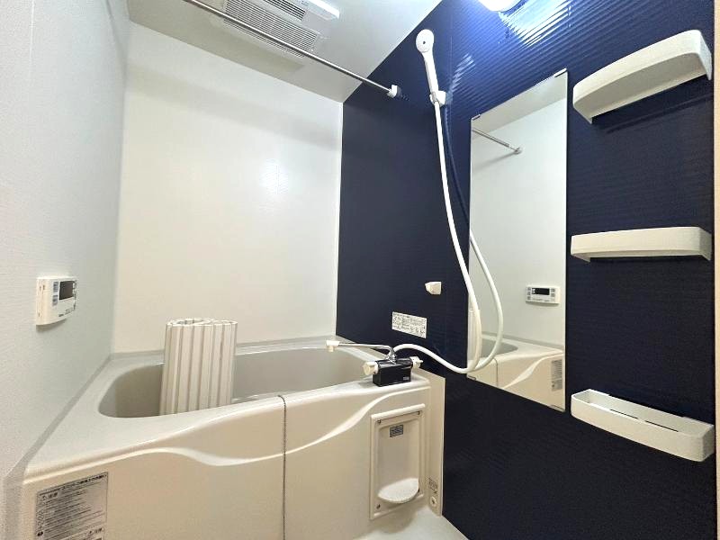 バス・シャワールーム　※現況優先・写真は他号室使用